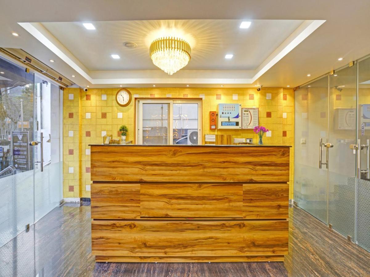 Hotel Signature Cochin Kochi Exterior photo