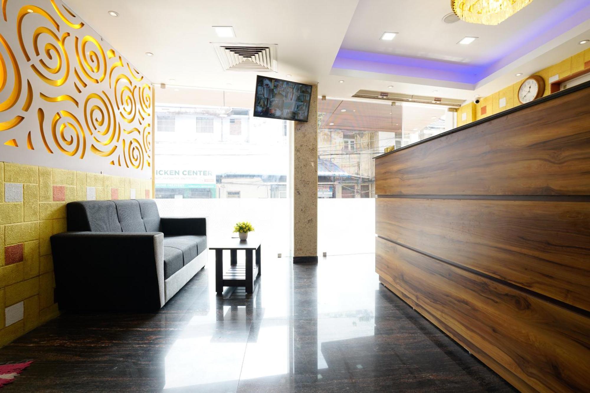 Hotel Signature Cochin Kochi Exterior photo